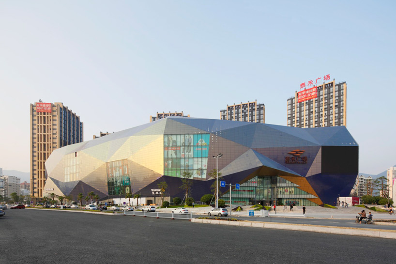 SPARK architects fuzhou wusibei thaihot plaza designboom