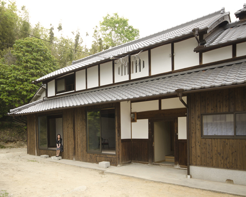 TD atelier restores 100-year-old folk house in japan