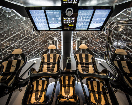 spaceX's fully reusable manned spaceship features 3D printed rocket engine