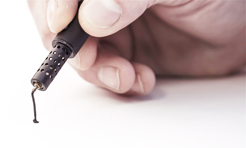 LIX: the world's smallest 3D printing pen doodles in mid-air