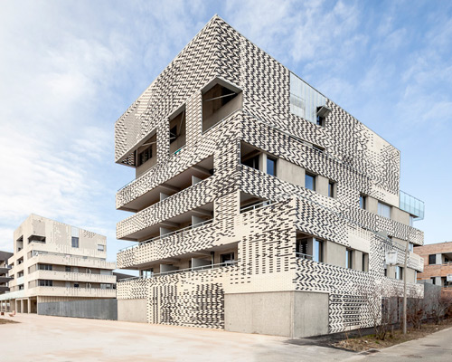 mateo arquitectura creates a family of dwellings in toulouse