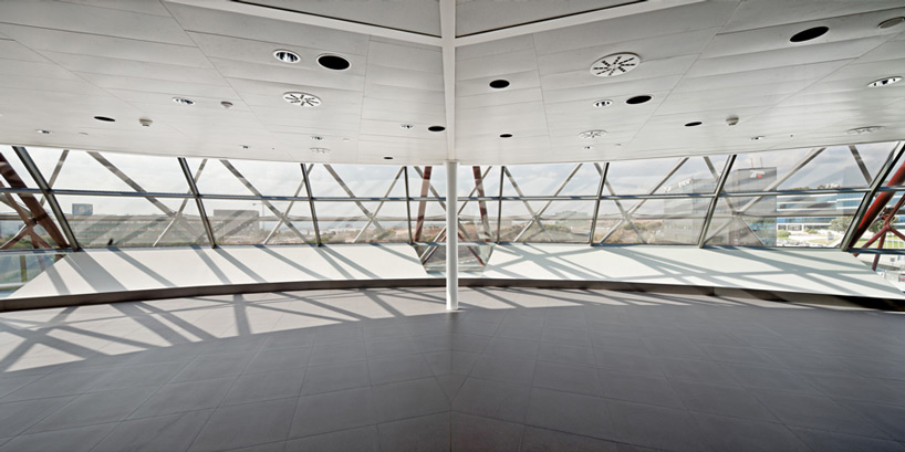 mias arquitectes iguzzini headquarters designboom