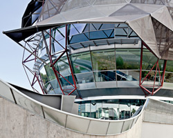 iguzzini illuminazione headquarters in barcelona by mias arquitectes