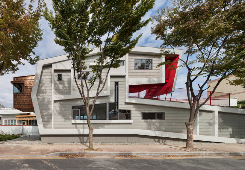 moon hoon roll house designboom
