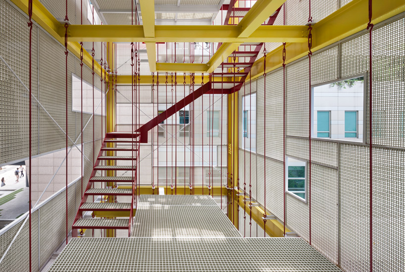 moon hoon infills urban void in seoul with SAI project