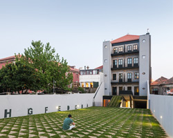 OODA revives dm2 housing building in historic porto