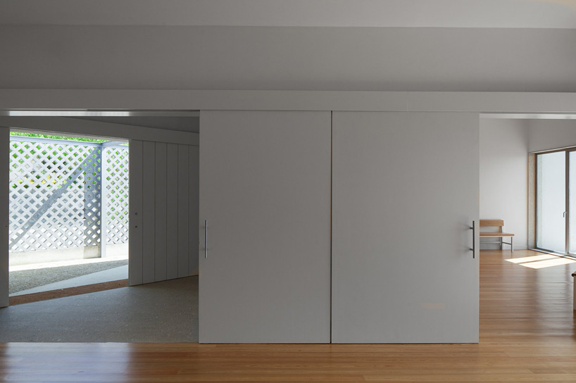 raul sousa cardodo graca vaz mortuary house designboom