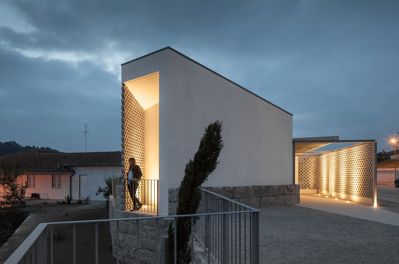 raul sousa cardodo graca vaz mortuary house designboom
