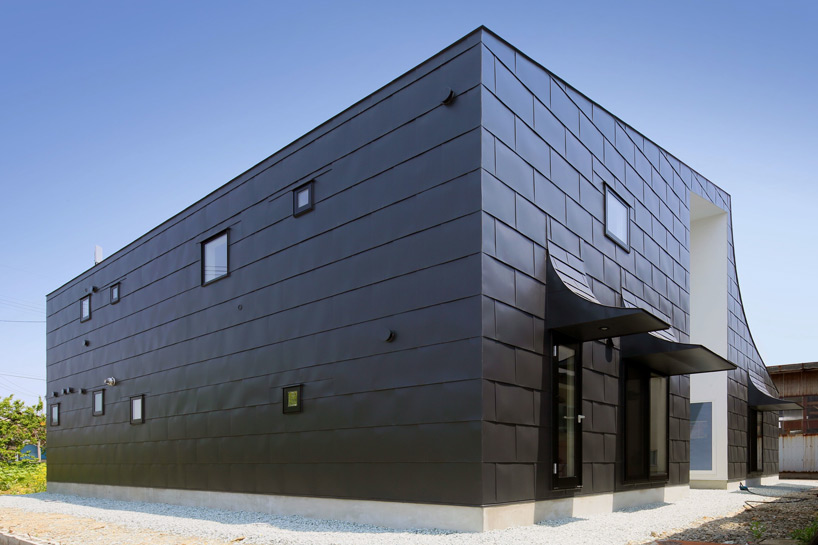 I.R.A. / international royal architecture KHT house japan designboom 