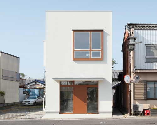 ALTS design office combines cafe and dwelling in shiga