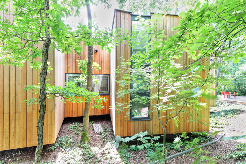 jakub szczesny centrala podkowa house designboom