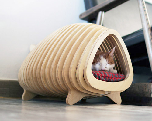 pote contours a wooden fishbone house for animals