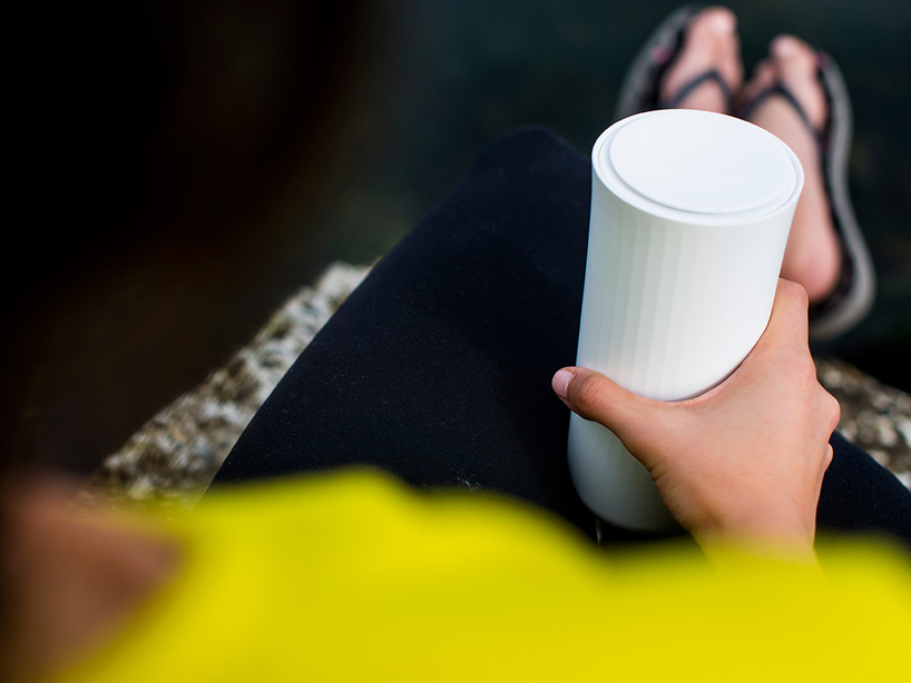 vessyl smart cup by yves behar knows exactly what you’re drinking