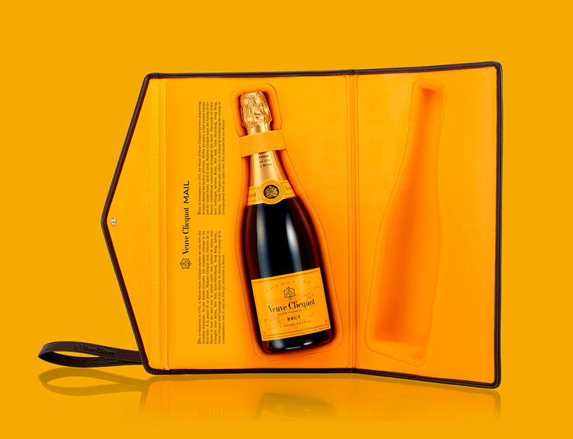 VEUVE CLICQUOT VCP MAIL CARDBOARD MAIL BOX WITH 75CL DUMMY SEALED DISPLAY BOTTLE 