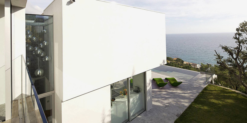 vincent coste architecte d1 house maison l'escalet designboom