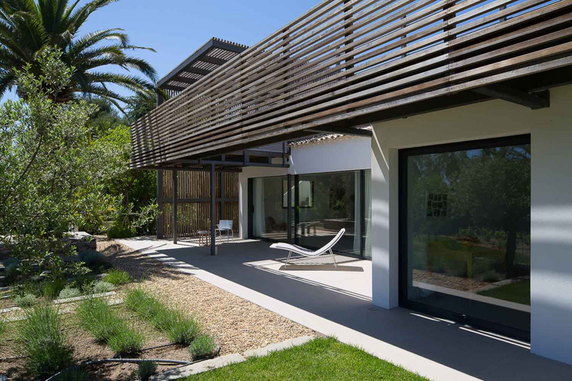 vincent coste architecte maison l2 house saint-tropez designboom