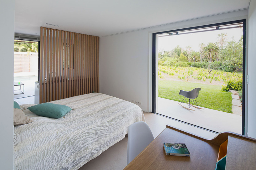 vincent coste architecte maison l2 house saint-tropez designboom