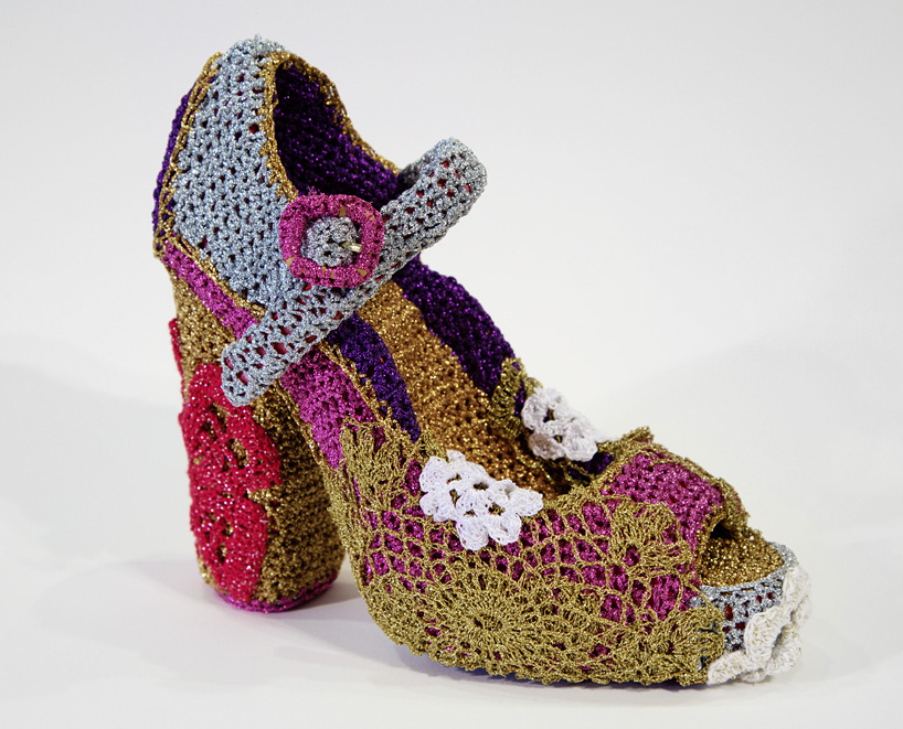 olek crochets flip-flops and sandals for summer shoe series