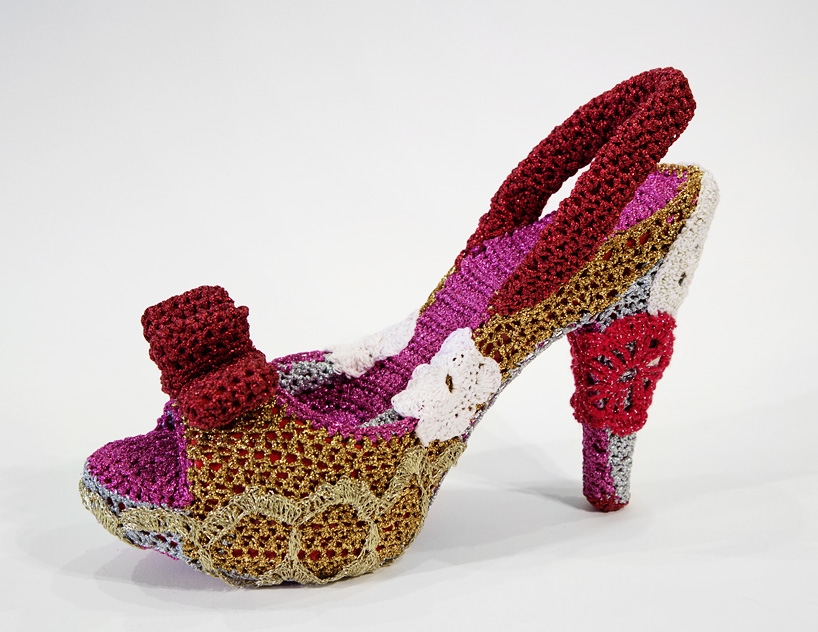 olek crochets flip-flops and sandals for summer shoe series