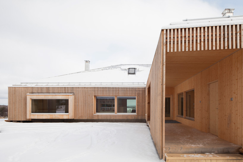 OOPEAA house riihi designboom