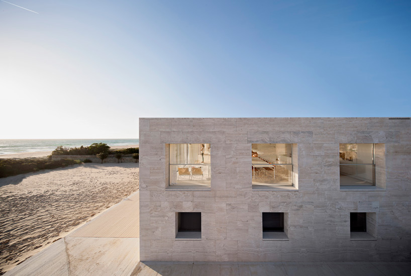 alberto campo baeza house of the infinite VT house cadiz designboom