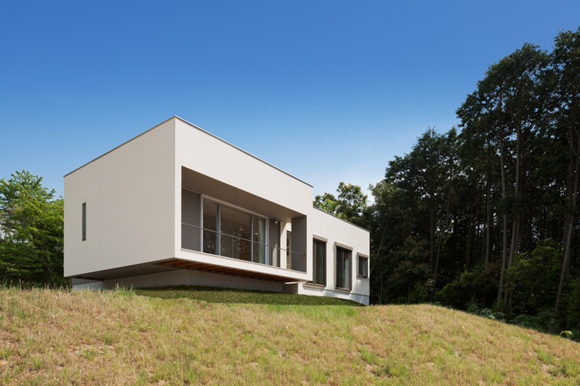 Y7 house by architect show overlooks omura bay in nagasaki