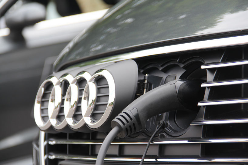 audi-a3-sportback-e-tron-designboom-05