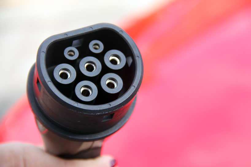 audi-a3-sportback-e-tron-designboom-06