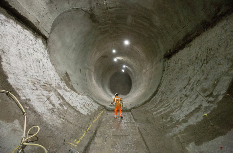 barber-osgerby-commuter-train-designboom02