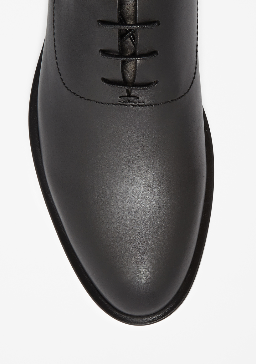 the serpentine shoes by COS for serpentine gallery