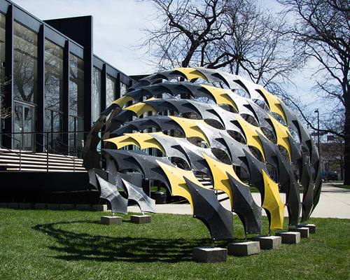 IIT design studio fabricates pavilion of carbon fiber panels