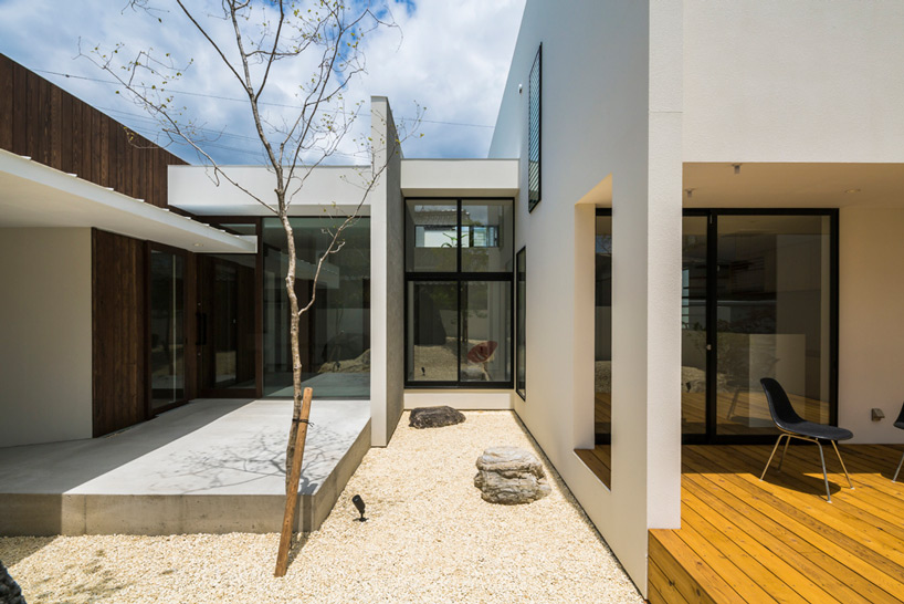 keitaro muto architects realizes sunomata house in japan