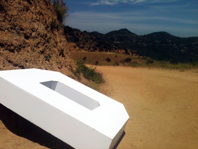 ordinary architecture falling hollywood icon