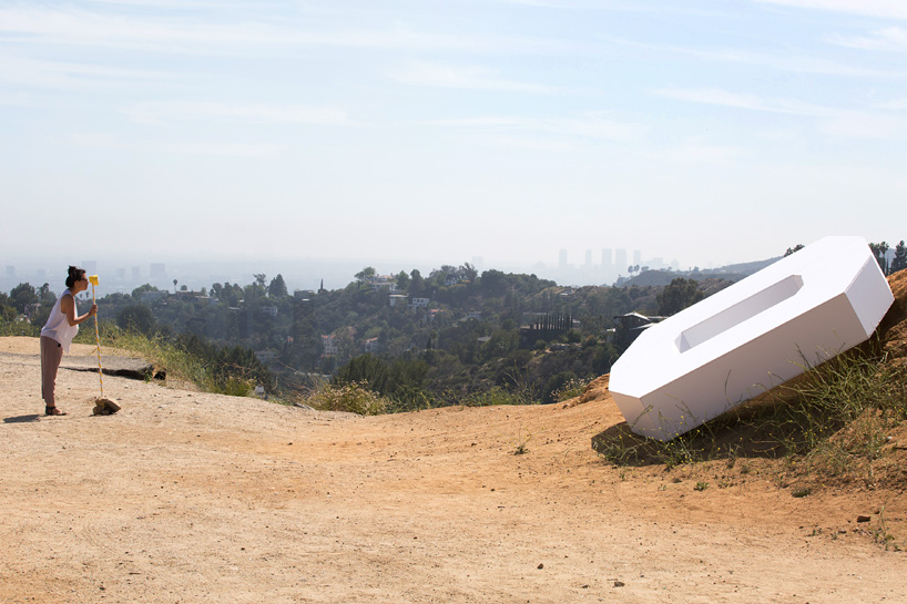 ordinary architecture falling hollywood icon