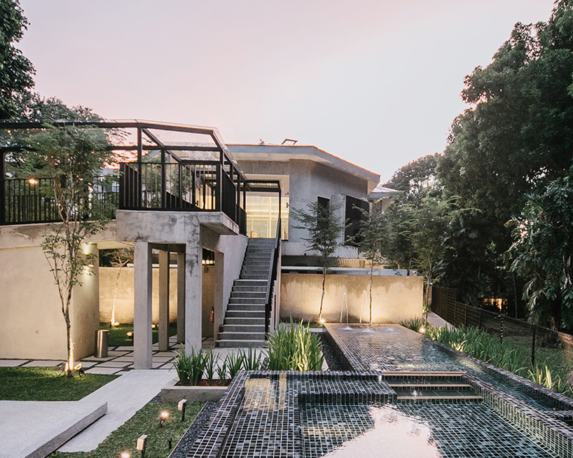 FARM lloyd’s inn singapore designboom