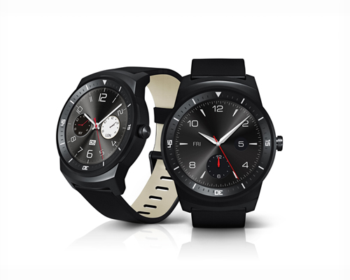 LG circular smartwatch reminiscent of traditional timepieces
