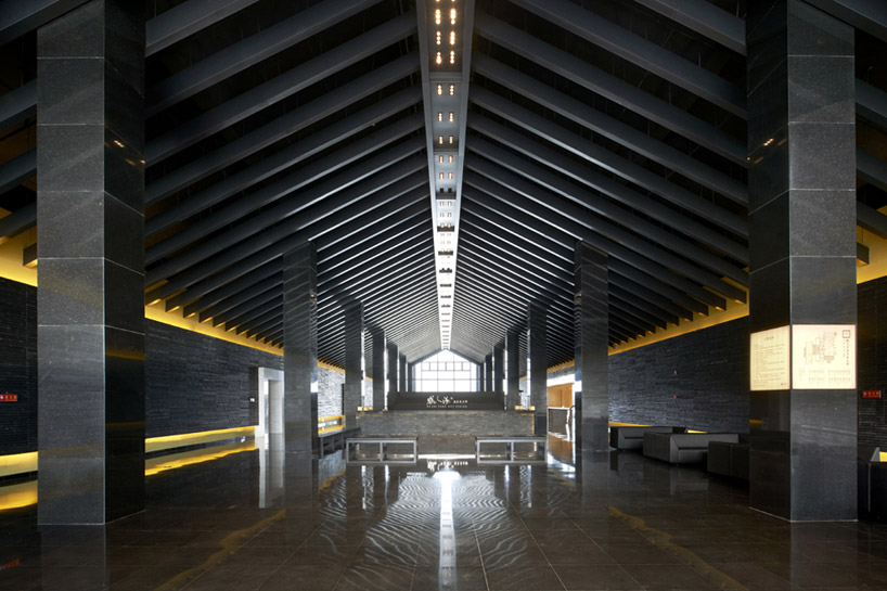 A-asterisk constructs gabled hot spring for three-part complex in china