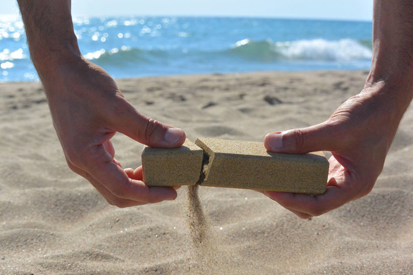 alien and monkey re-frame ritual of gift opening with sand packaging
