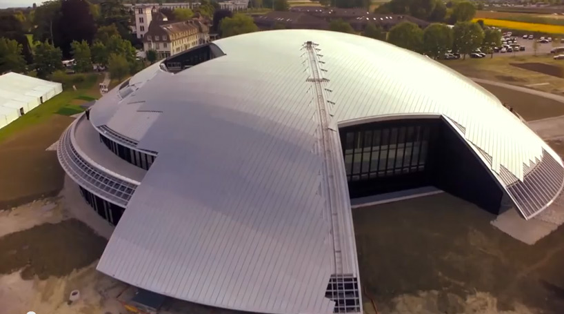 bernard tschumi architects carnal hall le rosey designboom