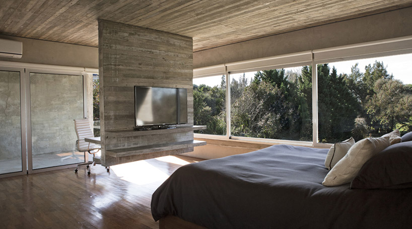 besonias almeida torcuato house