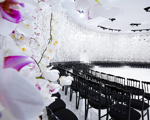 bureau betak blankets musee rodin in orchid wall for dior show