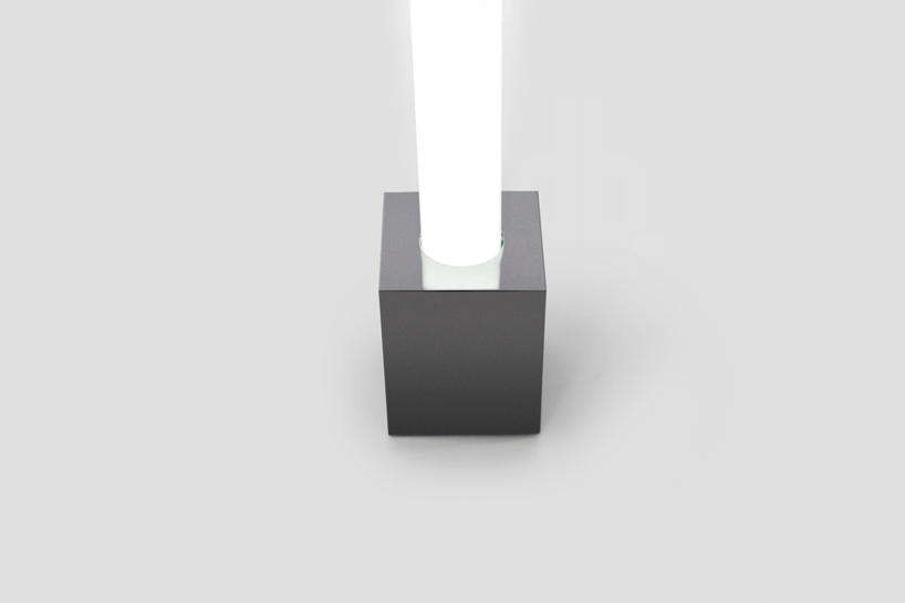 castor design induction tube light magnets