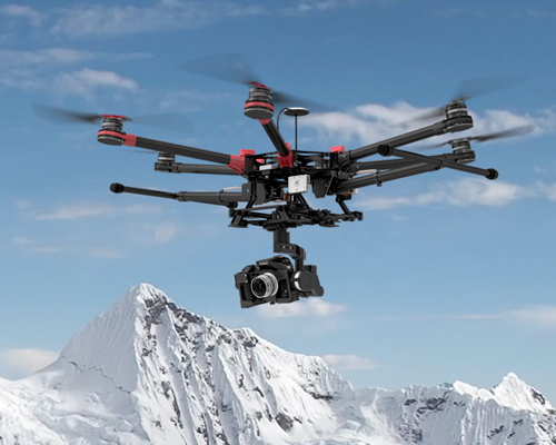 folding DJI spreading wings S900 is a carbon fiber photography drone