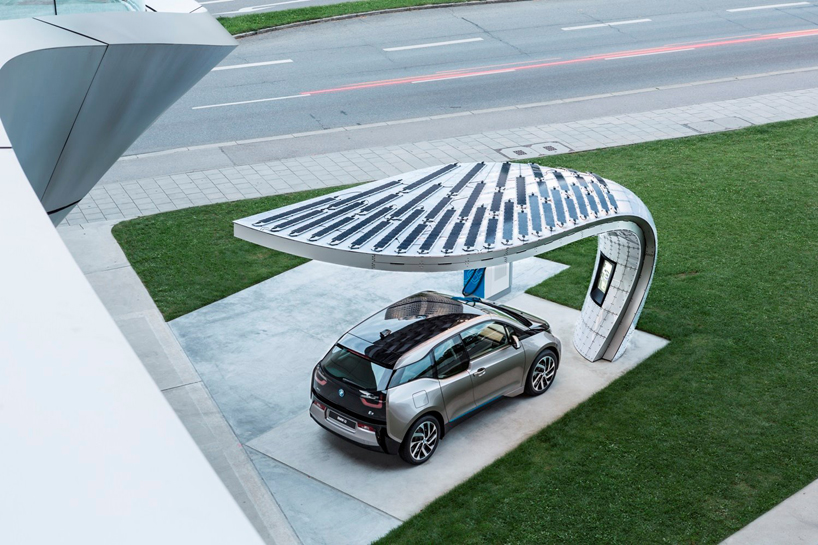 EIGHT installs solar powered fastcharging station at BMW welt