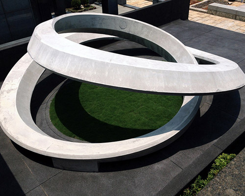 hung-yin yen expresses memorial as infinite loop of symbolic concrete