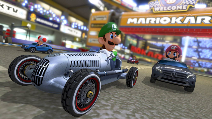 nintendo’s mario kart lets you drive three different classic mercedes-benz models