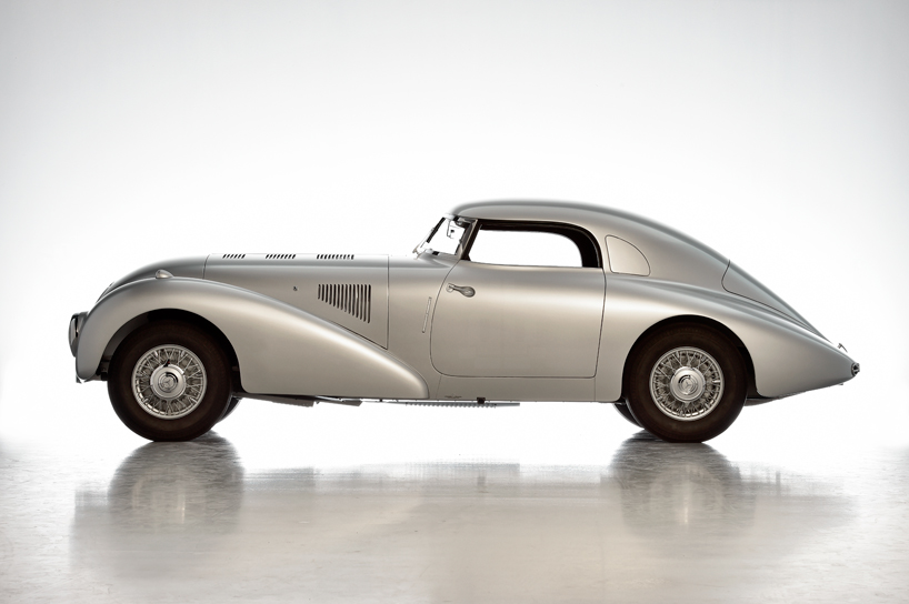 mercedes-benz showcases the one-off 540 k streamliner at pebble beach