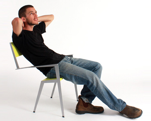 muli bazak's chaisecourte suggests a natural way to sit