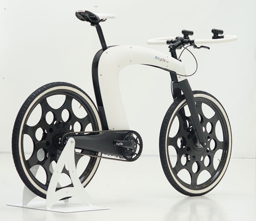 ncycle e-bike features integrated locking, folding and pocket systems