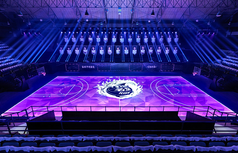 NIKE house of mamba LED basketball court